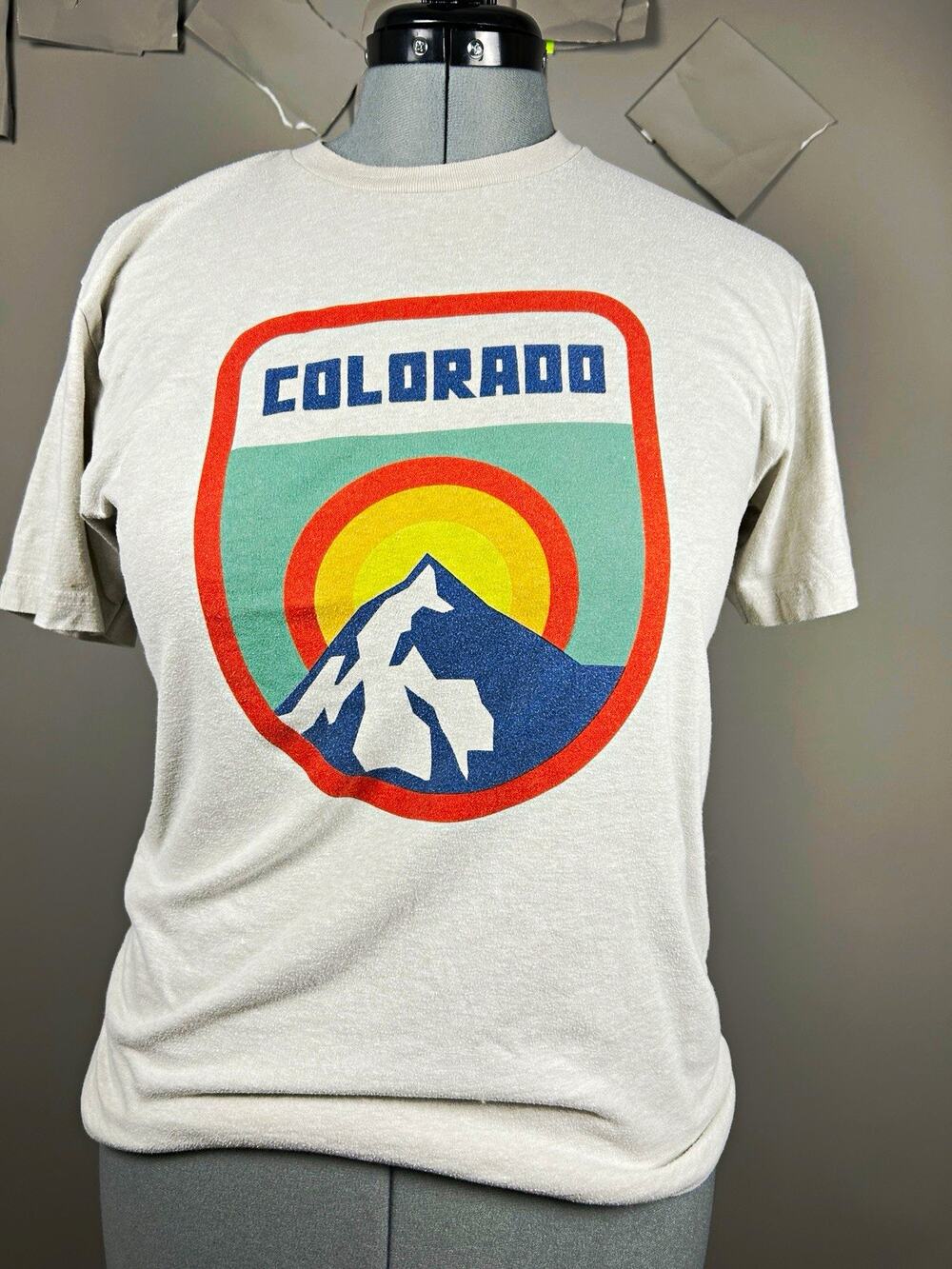 Colorado Graphic Print Crew Neck Short Sleeve T-Shirt S Beige gorpcore hike